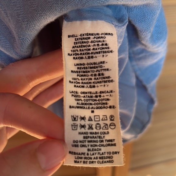 Free People I Think I Love You Dress in Cornflower Blue. Size 2 - Picture 11 of 11